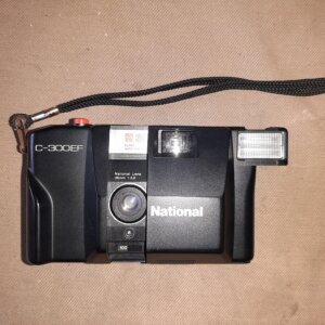 National C-300EF 35mm Auto Pop-Out Flash Vintage Camera